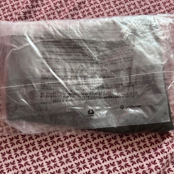 Lululemon leggings - Picture 2 of 3